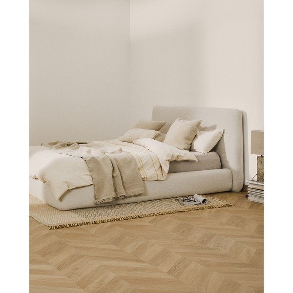 Béžová čalouněná dvoulůžková postel bez roštu 180x200 cm Martina – Kave Home-image-1