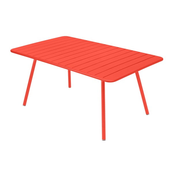 Oranžovočervený kovový jídelní stůl Fermob Luxembourg