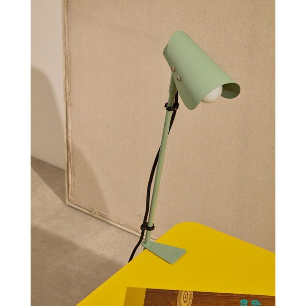 Zelená kovová stolní lampa s klipem (výška 51 cm) Jula – Kave Home-image-3