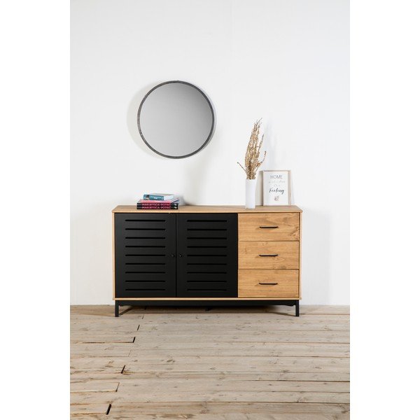 Komoda s dřevěnou konstrukcí a černými detaily Marckeric Alessia, šířka 141 cm-image-1