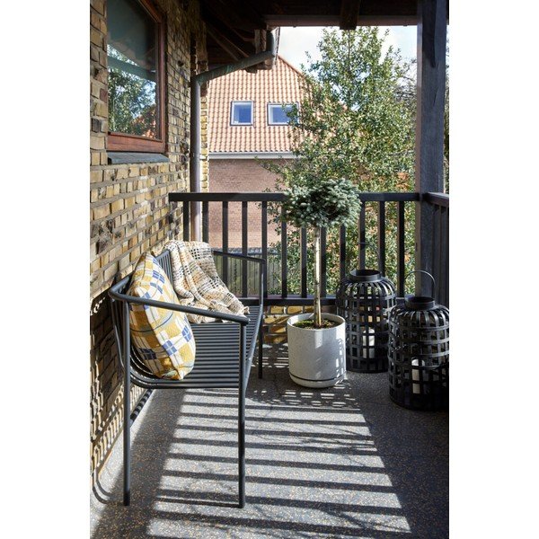 Černá kovová zahradní lavice Villa – Hübsch-image-2
