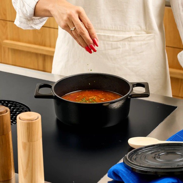 Litinový kastrol s pokličkou na indukci 2 l Mattia 3.0 – FABINI-image-1