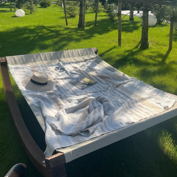 Béžová lněná plážová deka 140x170 cm Allure Stripe – Linen Tales-image-2