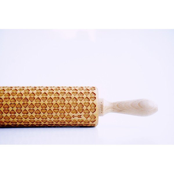 Dřevěný embosovaný váleček na těsto Valek Srdce-image-2