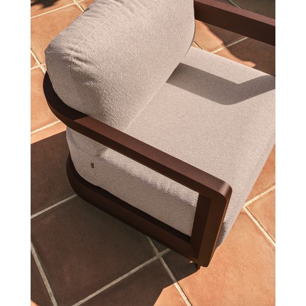 Hnědé/krémové polstrované zahradní křeslo Nerano – Kave Home-image-3