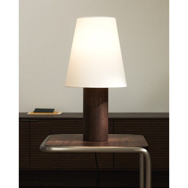 Bílá/v tmavě přírodní barvě stolní lampa s textilním stínidlem (výška 49,5 cm) Marga – Kave Home-image-1