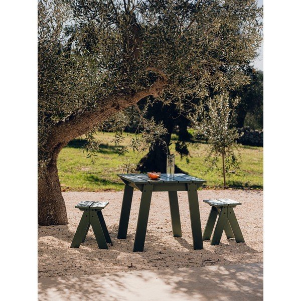 Zahradní jídelní stůl z borovicového dřeva 77x79 cm Navo – noo.ma-image-1