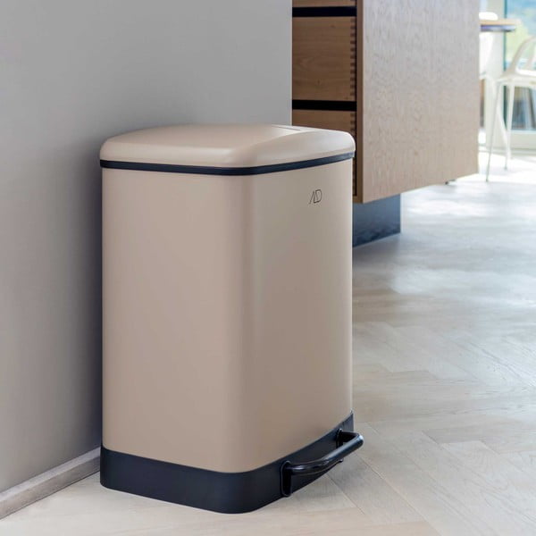 Béžový kovový pedálový odpadkový koš na tříděný odpad 24 l Wonda – Mette Ditmer Denmark-image-1