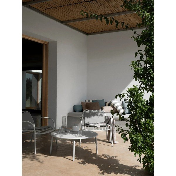 Světle šedé kovové zahradní křeslo Yua Wire – Blomus-image-3