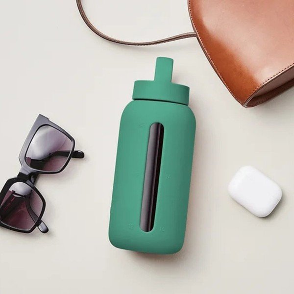 Zelená cestovní lahev 720 ml Frosted Green – Muuki-image-1