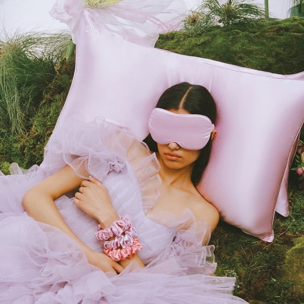 Hedvábný povlak na polštář 51x76 cm Wildflower – slip-image-1