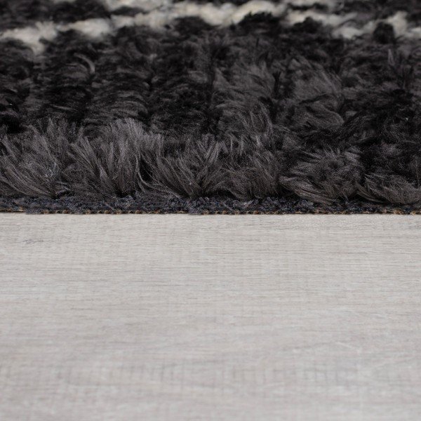 Černý koberec 160x230 cm Aisha – Flair Rugs-image-3
