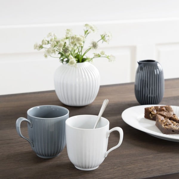 Antracitový porcelánový hrnek Kähler Design Hammershoi, 330 ml-image-1