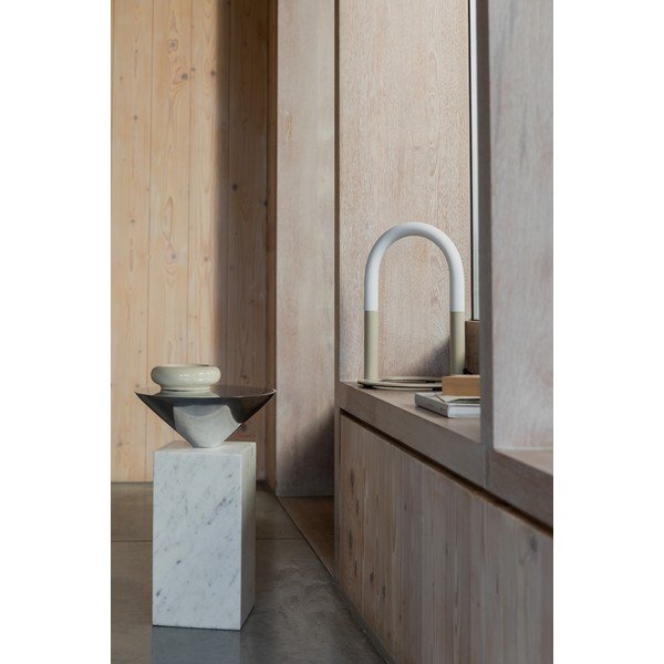 Béžová kovová LED stmívatelná stolní lampa (výška 36 cm) Arch – Zuiver-image-3