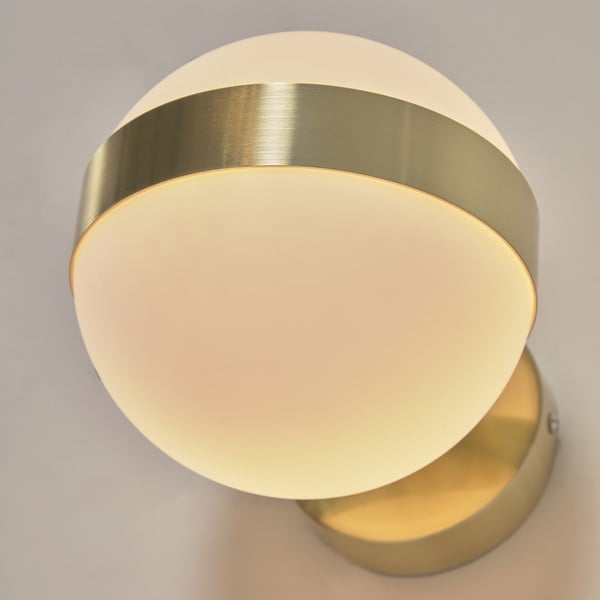 Nástěnné svítidlo ve zlaté barvě ø 15 cm Anasol – Kave Home-image-1