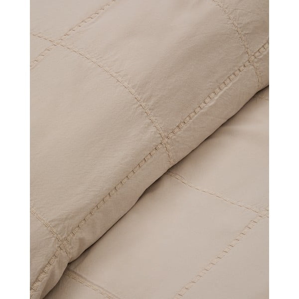 Světle hnědý bavlněný prošívaný přehoz 180x260 cm Isor – Kave Home-image-4
