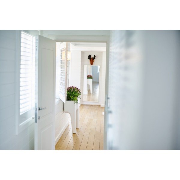 Designový květináč KIGA Small 88x34 cm, bílý-image-1