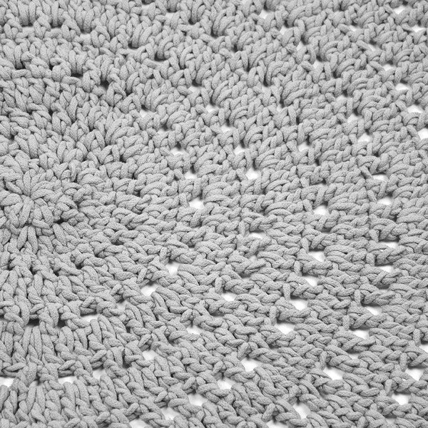Šedý kruhový bavlněný koberec LABEL51 Knitted, ⌀ 150 cm-image-1