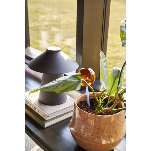 Černá kovová stolní lampa Chipper - Hübsch-image-1