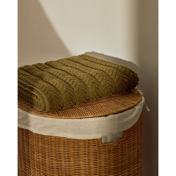 Zelený froté bavlněný ručník 30x50 cm Rune – Kave Home-image-1