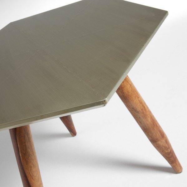 Odkládací stolek s deskou v barvě stříbra La Forma Bima-image-1