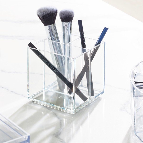 Koupelnový organizér na kosmetiku z recyklovaného plastu Cosmetic Cube – iDesign-image-1