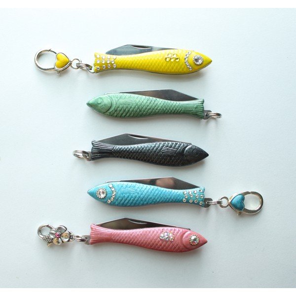 Světle modrý český nožík rybička v designu od Alexandry Dětinské-image-4