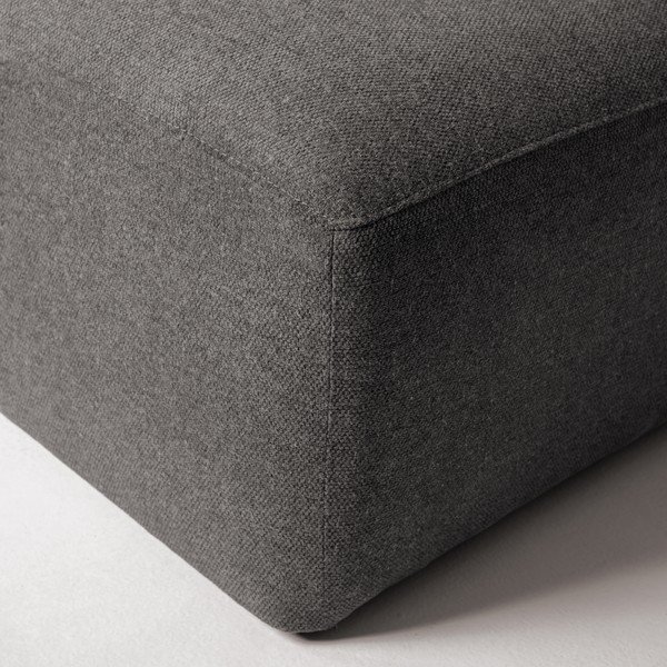 Tmavě šedá podnožka Kave Home Blok-image-1