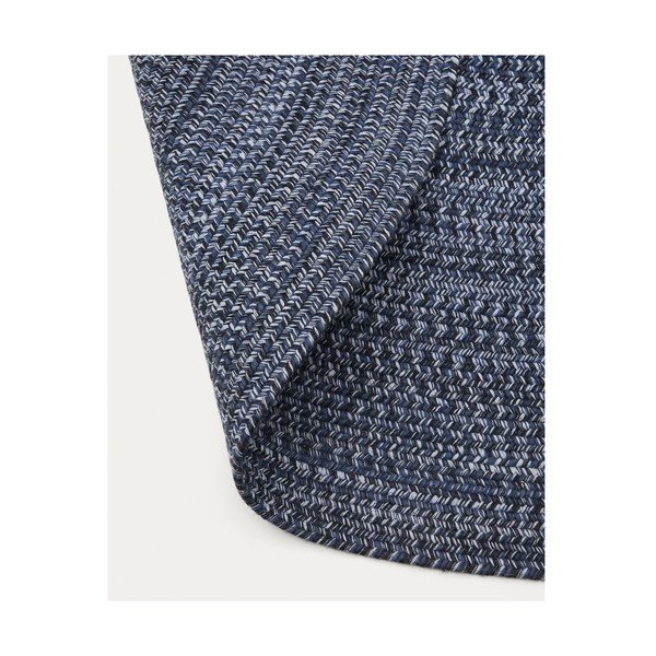 Tmavě modrý venkovní koberec z recyklovaných vláken 200x300 cm Sadent – Kave Home-image-3