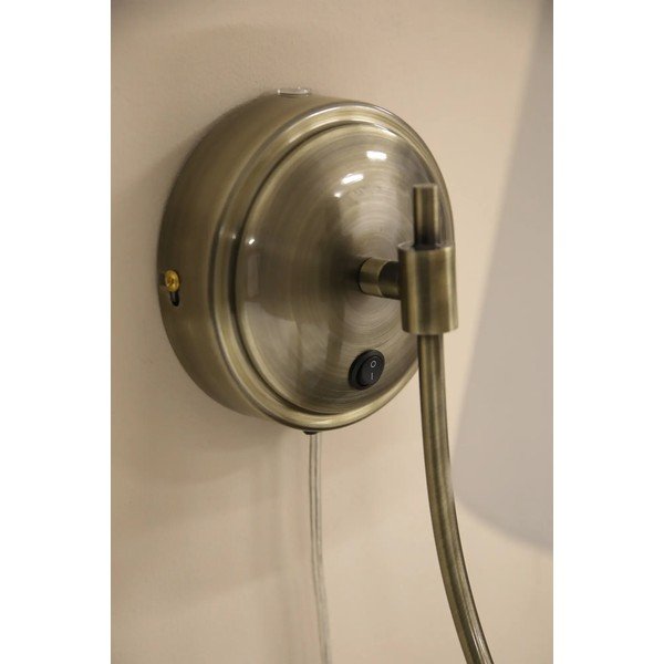 Bílé/v mosazné barvě nástěnné svítidlo do zásuvky Amar – Markslöjd-image-3