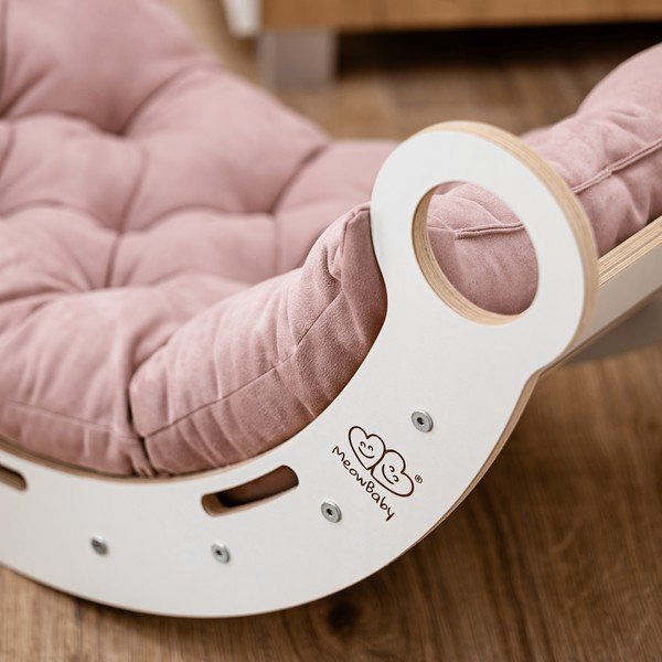 Bílá/růžová houpačka z borovicového dřeva 39x75x38 cm Montessori – Meowbaby-image-3