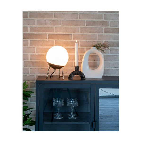 Bílá LED stmívatelná stolní lampa se skleněným stínidlem (výška 32 cm) Chelsea – House Nordic-image-1