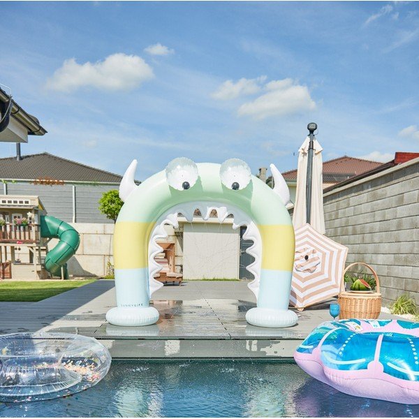 Nafukovací rozprašovač na zahradu Sunnylife Giant Monty the Monster-image-1