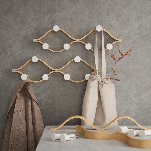 Nástěnný věšák z kaučukového dřeva v přírodní barvě Montage – Umbra-image-4