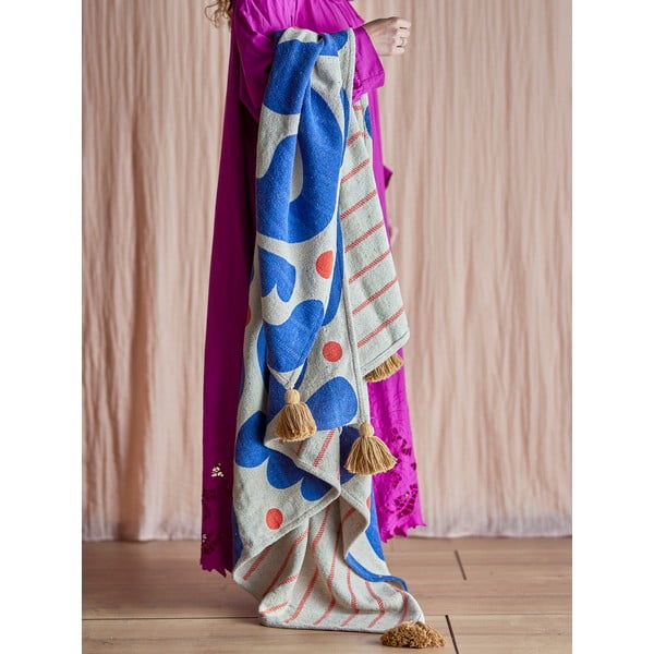 Modrá deka 130x160 cm Eviaya – Bloomingville-image-1