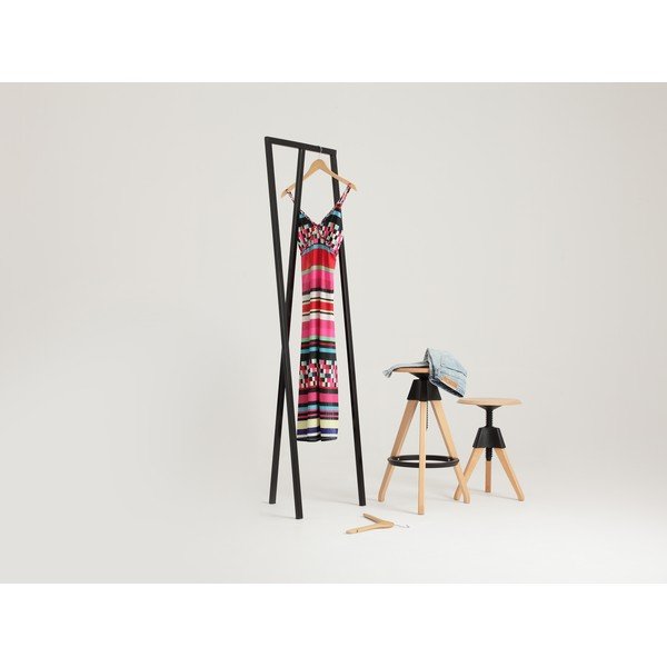 Černý věšák CustomForm Kaya S-image-1