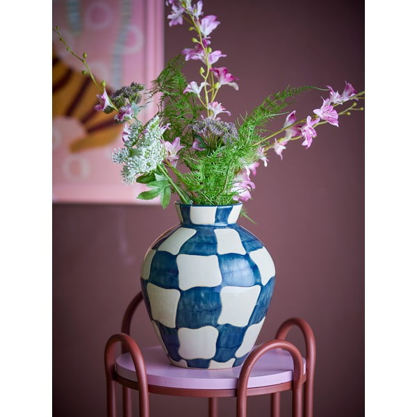 Modrá/krémová skleněná ručně malovaná váza (výška 24 cm) Check – Bloomingville-image-1