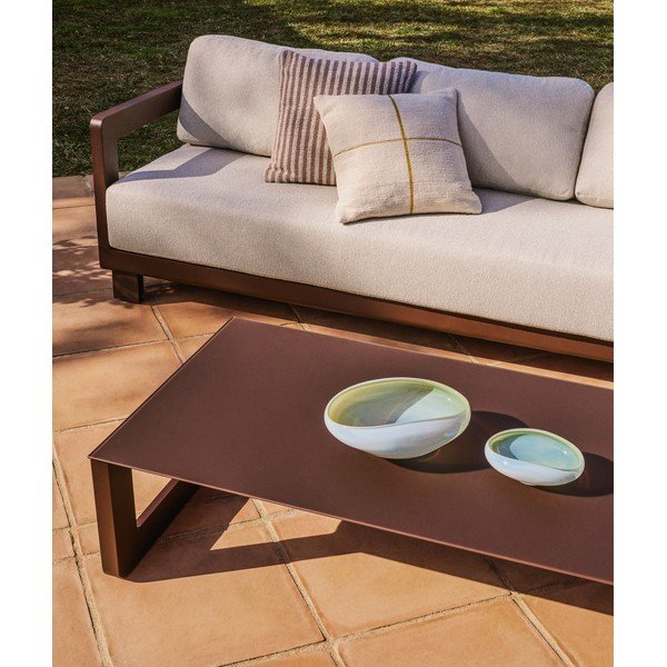 Hnědý/béžový hliníkový zahradní lounge set pro 3 osoby Nerano – Kave Home-image-1