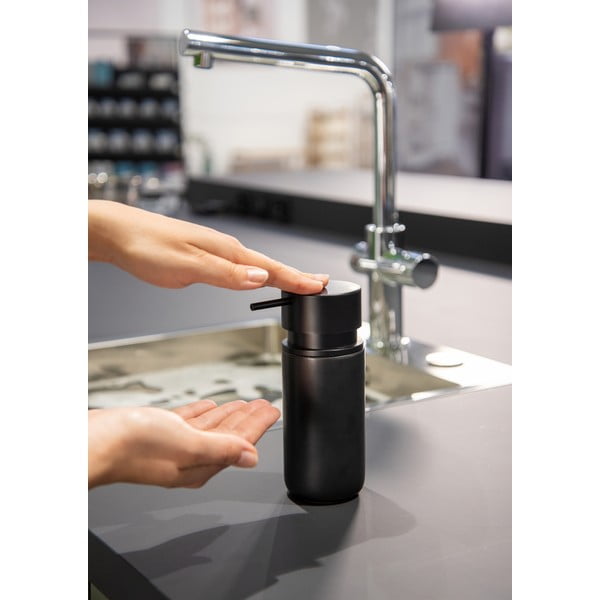 Černý keramický dávkovač mýdla Wenko Black Outdoor Kitchen Silo-image-2