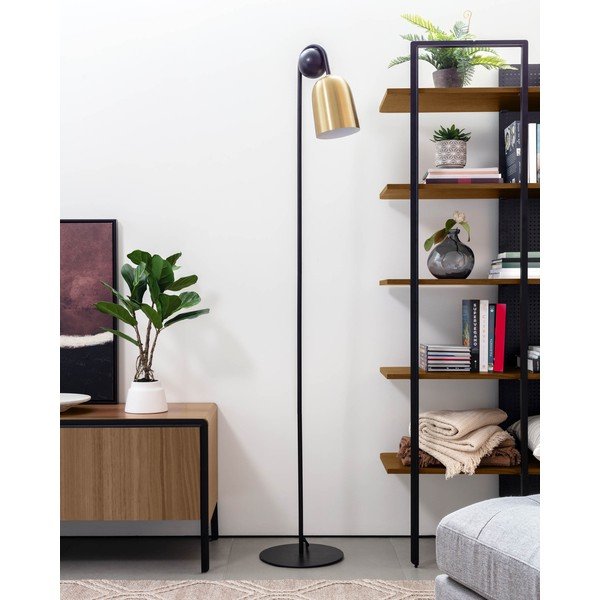 Černá/ve zlaté barvě stojací lampa s kovovým stínidlem (výška 180 cm) Natsumi – Kave Home-image-1