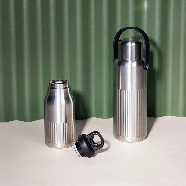 Termoláhev z nerezové oceli ve stříbrné barvě 500 ml Truls – Sagaform-image-2