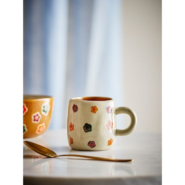 Béžový dětský hrnek z kameniny 130 ml Addy – Bloomingville Mini-image-1