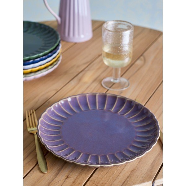 Tmavě fialový talíř z kameniny ø 27 cm Latina – Bloomingville-image-1