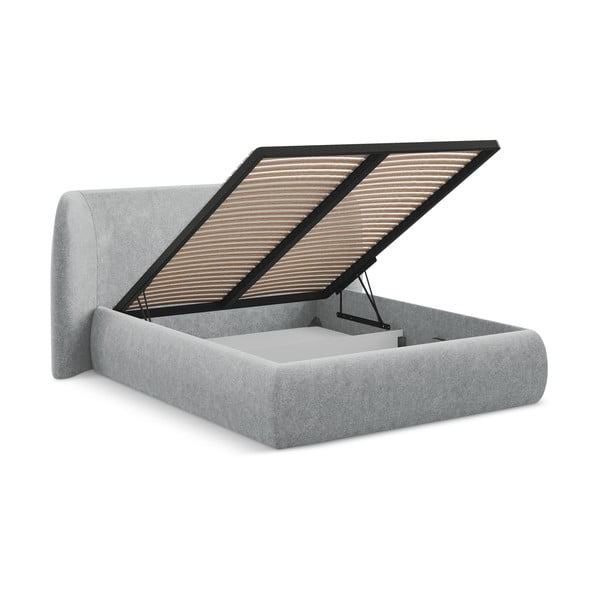 Světle šedá čalouněná dvoulůžková postel s úložným prostorem s roštem 180x200 cm Hauke – Makamii-image-2