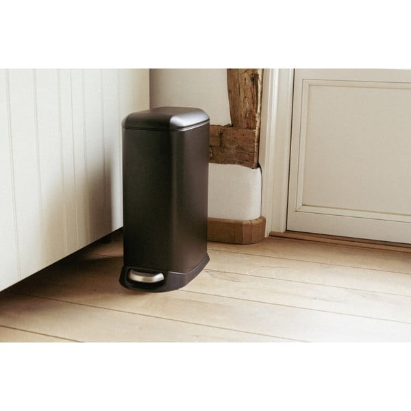 Matně černý nášlapný ocelový odpadkový koš 20 l Design – Wenko-image-3
