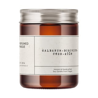 Svíčka ze sojového vosku s vůní galbánu a borovice Perfumed Prague, doba hoření 40 h