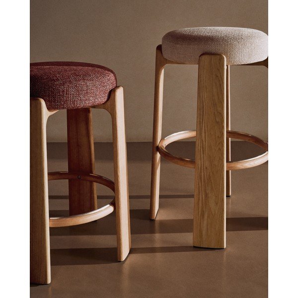 Béžová/ve světle přírodní barvě barová stolička z jasanového dřeva (výška sedáku 75 cm) Granite – Kave Home-image-4