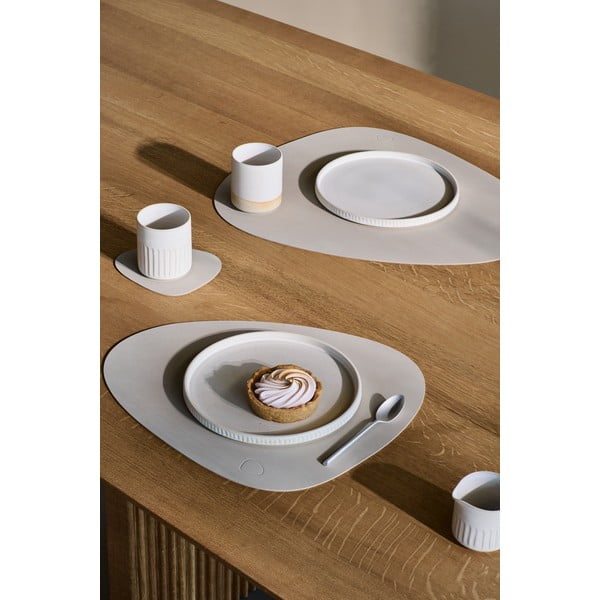 Prostírání z eko kůže 37x44 cm Curve L Nupo – LIND DNA-image-1