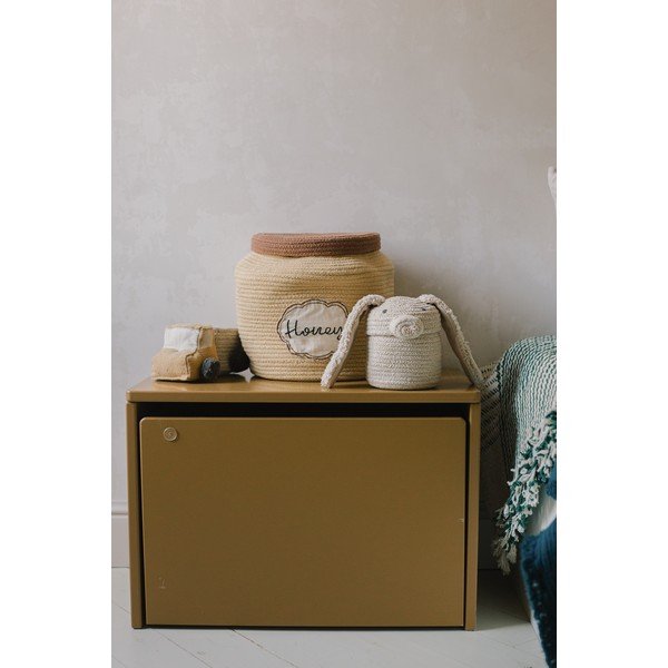 Krémový látkový dětský koš na hračky ø 15x15 cm Mini Rita the Rabbit – Lorena Canals-image-2