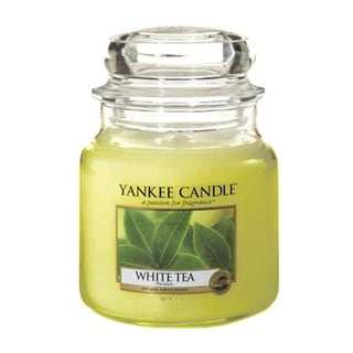 Vonná svíčka Yankee Candle White Tea, doba hoření 65 h